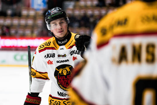 Luleås Jonas Berglund jublar