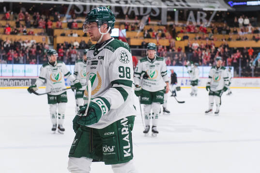 Färjestads David Tomasek deppar ishockeymatchen i SHL