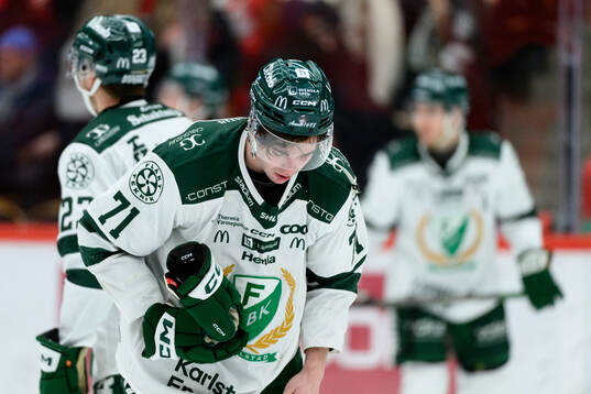 Färjestads Viktor Lodin deppar