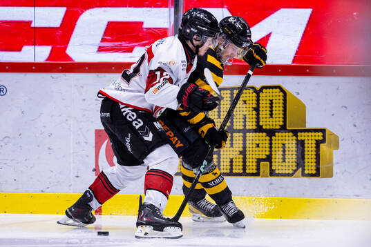Malmö Redhawks Linus Öberg och Skellefteås Jonathan