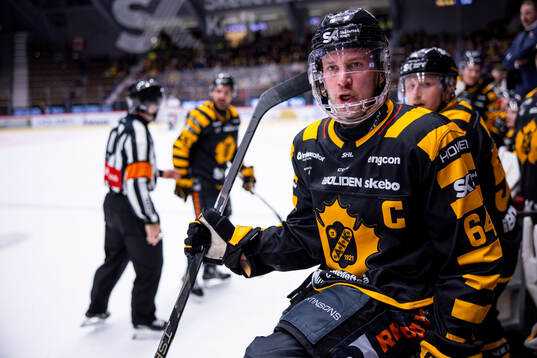 Skellefteås Jonathan Pudas upprörd