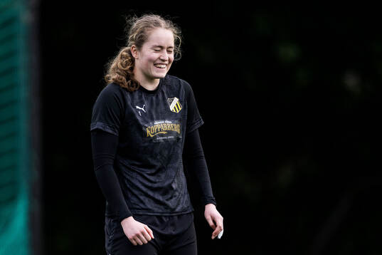 Häckens målvakt Fanney Birkisdottir