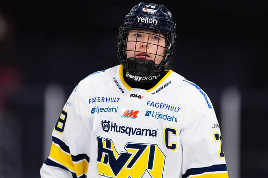 HV71s Elin Svensson