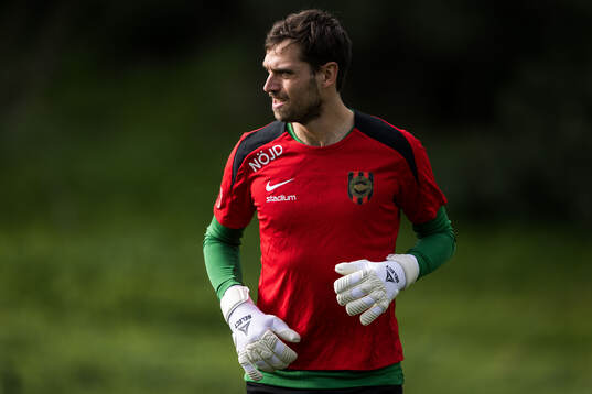 Goalkeeper Davor Blazevic of Brommapojkarna