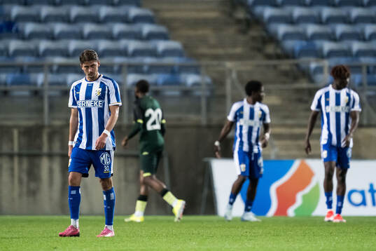 Ramon Pascal Lundqvist of IFK Göteborg looks dejected