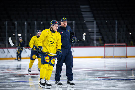 Oskar Steen and assistant coach Gereon Dahlgren of the