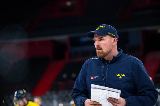 Assistant coach Gereon Dahlgren of the Swedish national ice