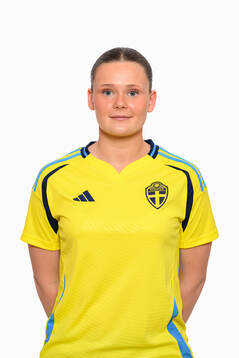 Ellie Junetoft