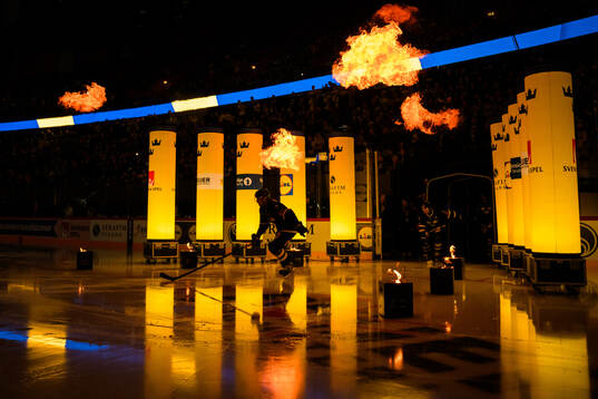 Henrik Tömmernes of Sweden enters the ice for the Beijer