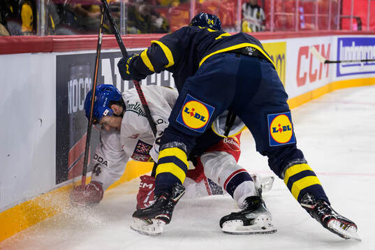 Libor Hajek of Czech Republic and Oscar Lindberg of Sweden