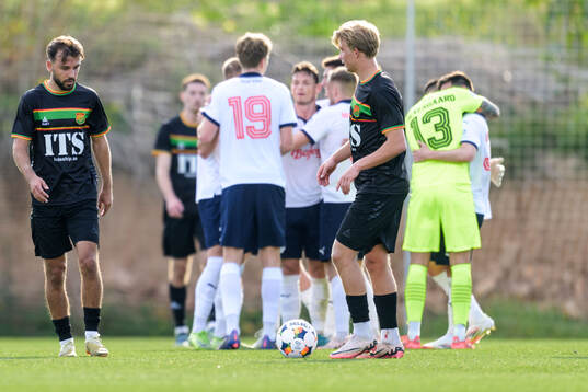 Edvin Becirovic and Rasmus Niklasson Petrovic of GAIS looks