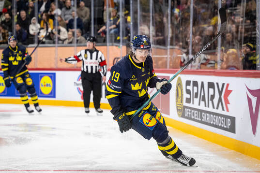 Marcus Sörensen of Sweden looks dejected
