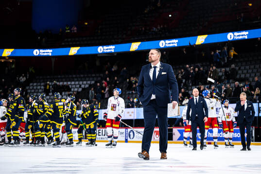 Assistant coach Gereon Dahlgren of Sweden