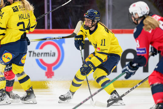 Josefin Bouveng of Sweden
