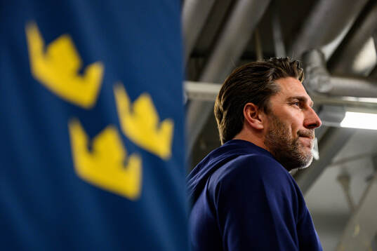 Goaltender Henrik Lundqvist of Tre Kronor Legends