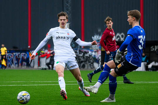 Helsingborgs Adrian Svanbäck och Örgrytes Alex Rahm