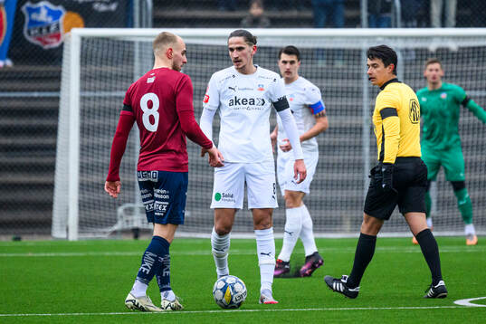 Örgrytes Amel Mujanic, Helsingborgs Ervin Gigovic och
