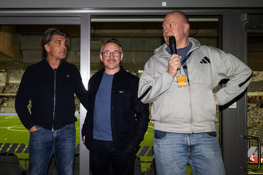 Djurgårdens sportchef Bosse Andersson, med Erik Thorell,