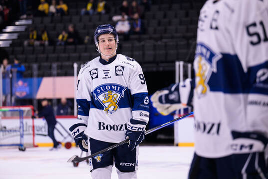 Oliver Kapanen of Finland