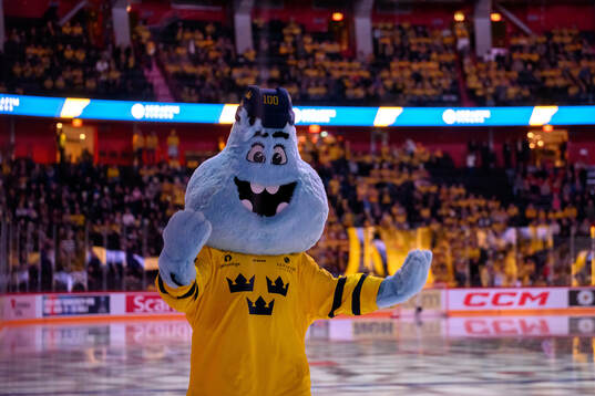 Puckey the Mascot