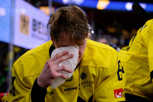 Sebastian Hartmann of Sweden in pain