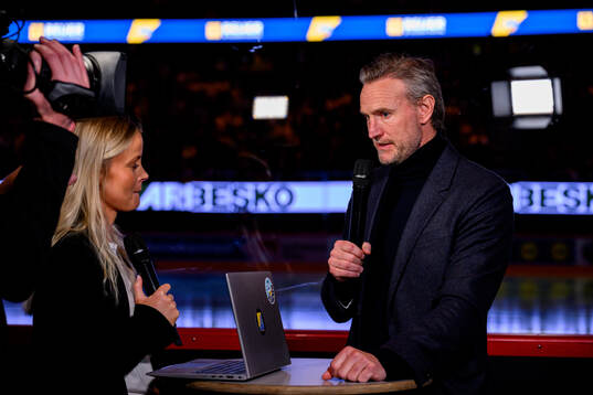 Niklas Kronwall is interviewed