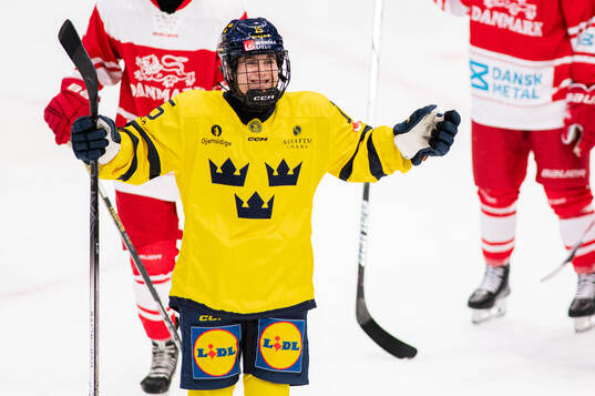 Lisa Johansson of Sweden celebrates scoring the 3-0 goal