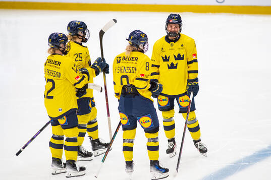 Maja Nylen-Persson, Lina Ljungblom, Hilda Svensson and Mira