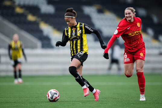 Häckens Felicia Schröder