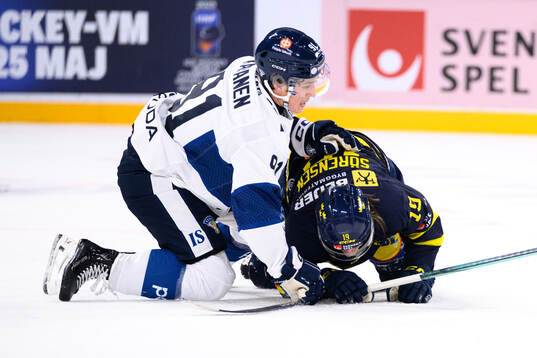 Oliver Kapanen of Finland and Marcus Sörensen of Sweden