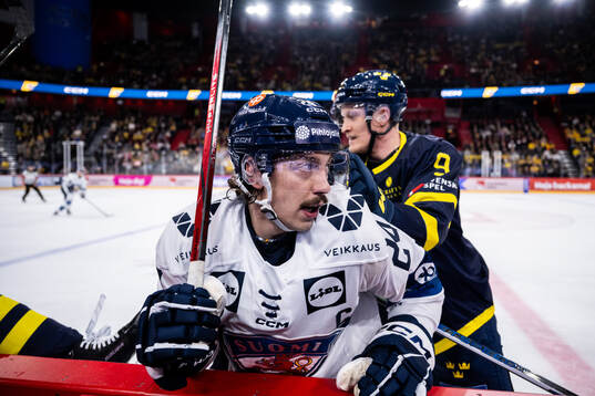 Hannes Björninen of Finland and Gabriel Carlsson of Sweden