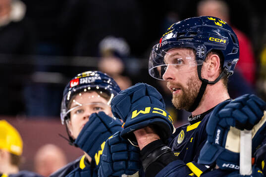 Klas Dahlbeck of Sweden looks dejected