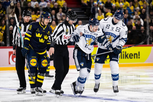 Oskari Laaksonen of Finland in pain