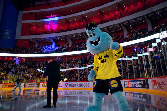 Puckey the mascot