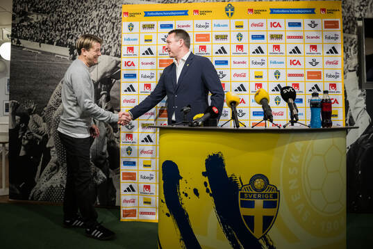 Incoming head coach Tony Gustavsson and Kim Källström,