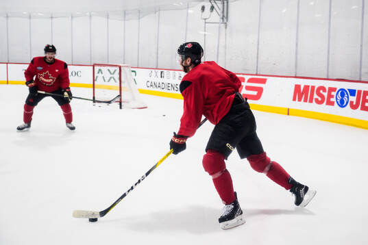 Sidney Crosby and Connor McDavid of Canada at a practice