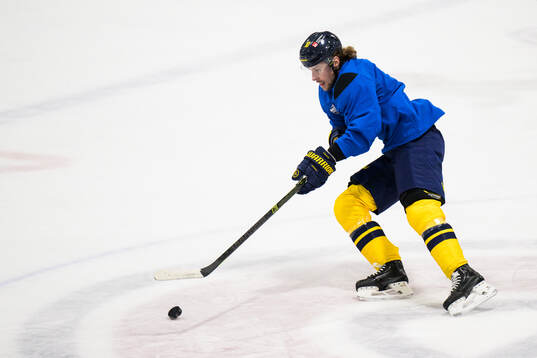 Adrian Kempe of Sweden at a practice session