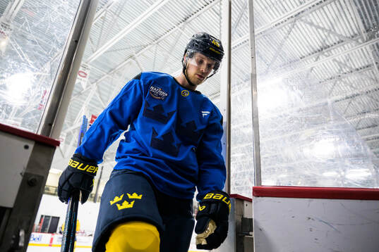 Elias Pettersson of Sweden at a practice session