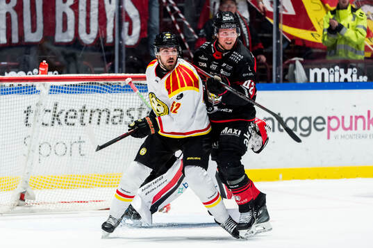 Brynäs Jack Kopacka och Malmö Redhawks Robin Salo