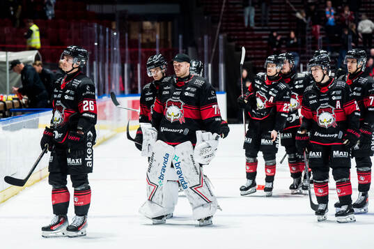 Malmö Redhawks målvakt Daniel Marmenlind deppar