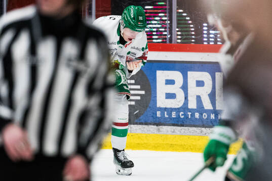 Rögles Isac Solberg har ont