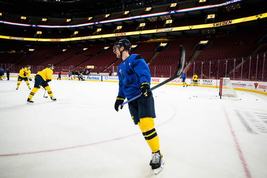 Elias Pettersson of Sweden at a practice session
