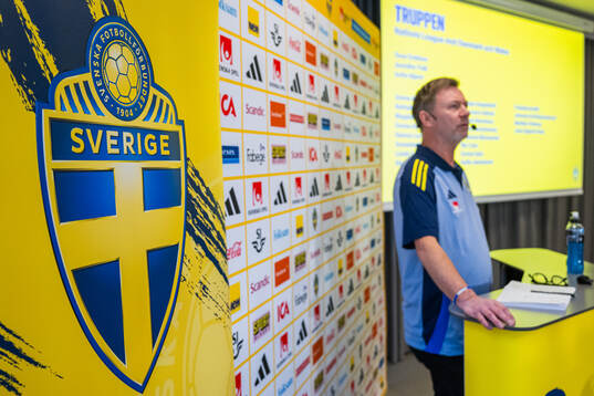 Head coach Peter Gerhardsson of the Swedish women's