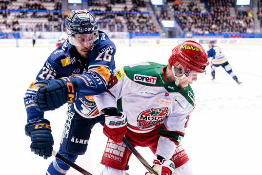 Växjös Emil Larsson och Modos Mikkel Aagaard