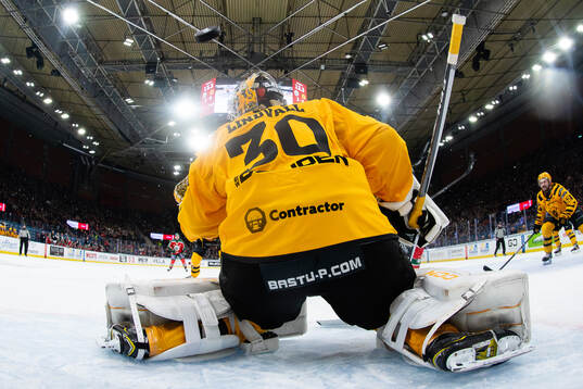 Frölundas Erik Thorell skjuter 3-0 i mål bakom