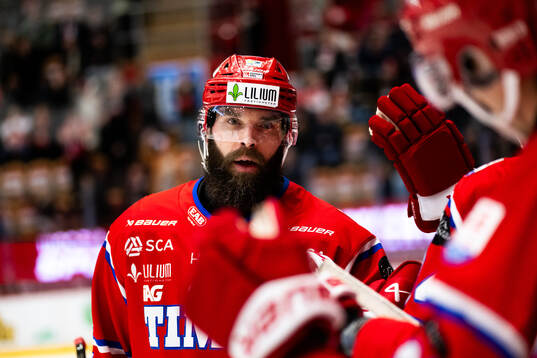 Timrås Per Svensson jublar