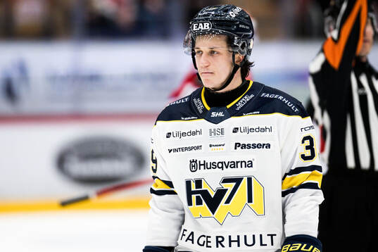 HV71s Jamiro Reber deppar