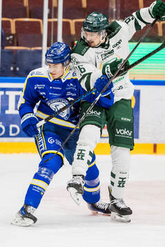 Leksands Alexander Lundqvist och Färjestads David Tomasek