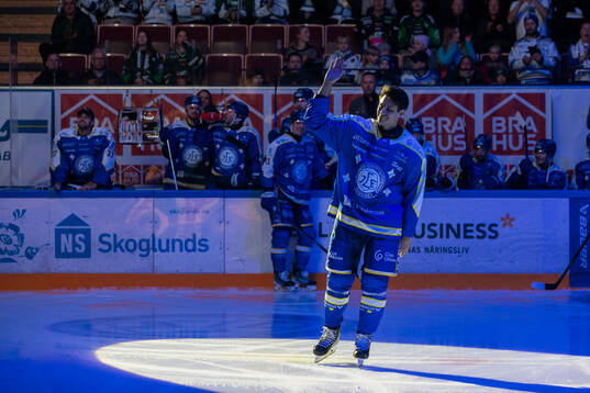 Leksands Jon Knuts hyllas för 800 matcher