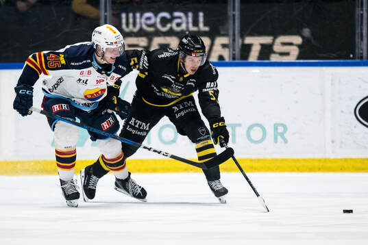 Djurgårdens Hugo Blixt och AIKs Albert Sjöberg
